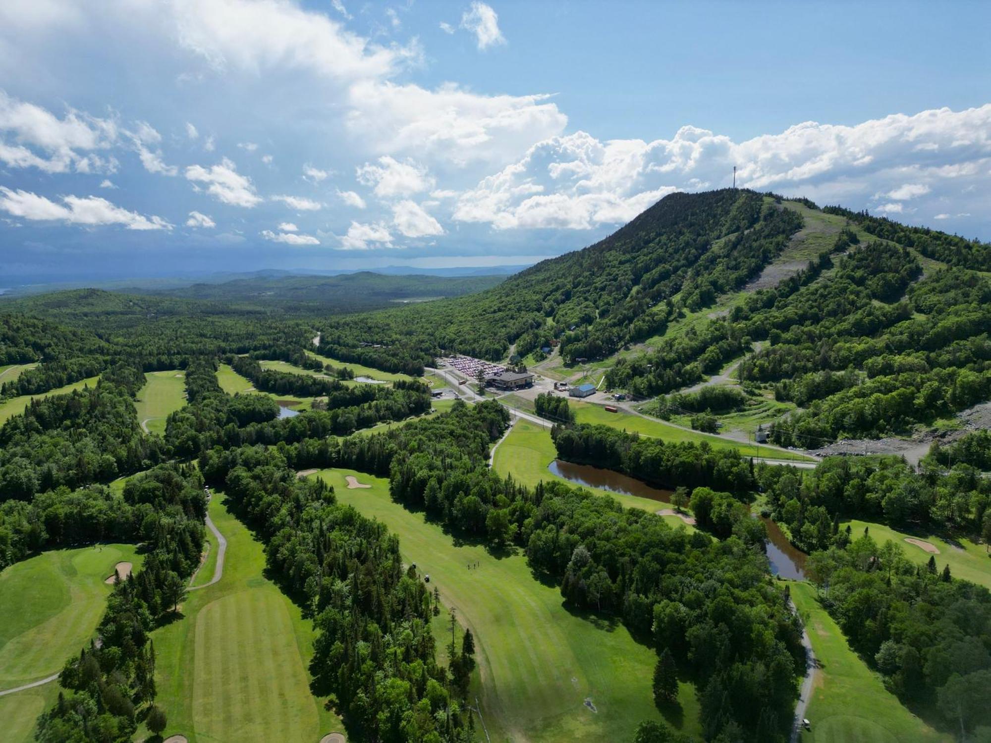 Le Hygge - - Golf - *